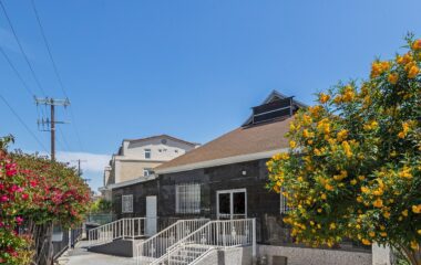 Front of 964 E Jefferson, a development opportunity in South LA