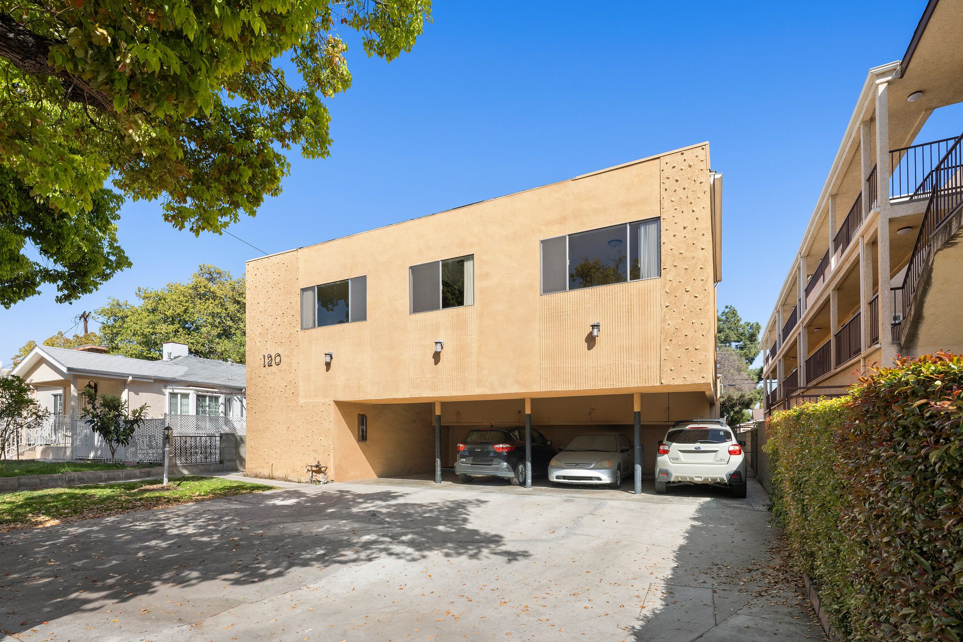 120 s belmont - front of property